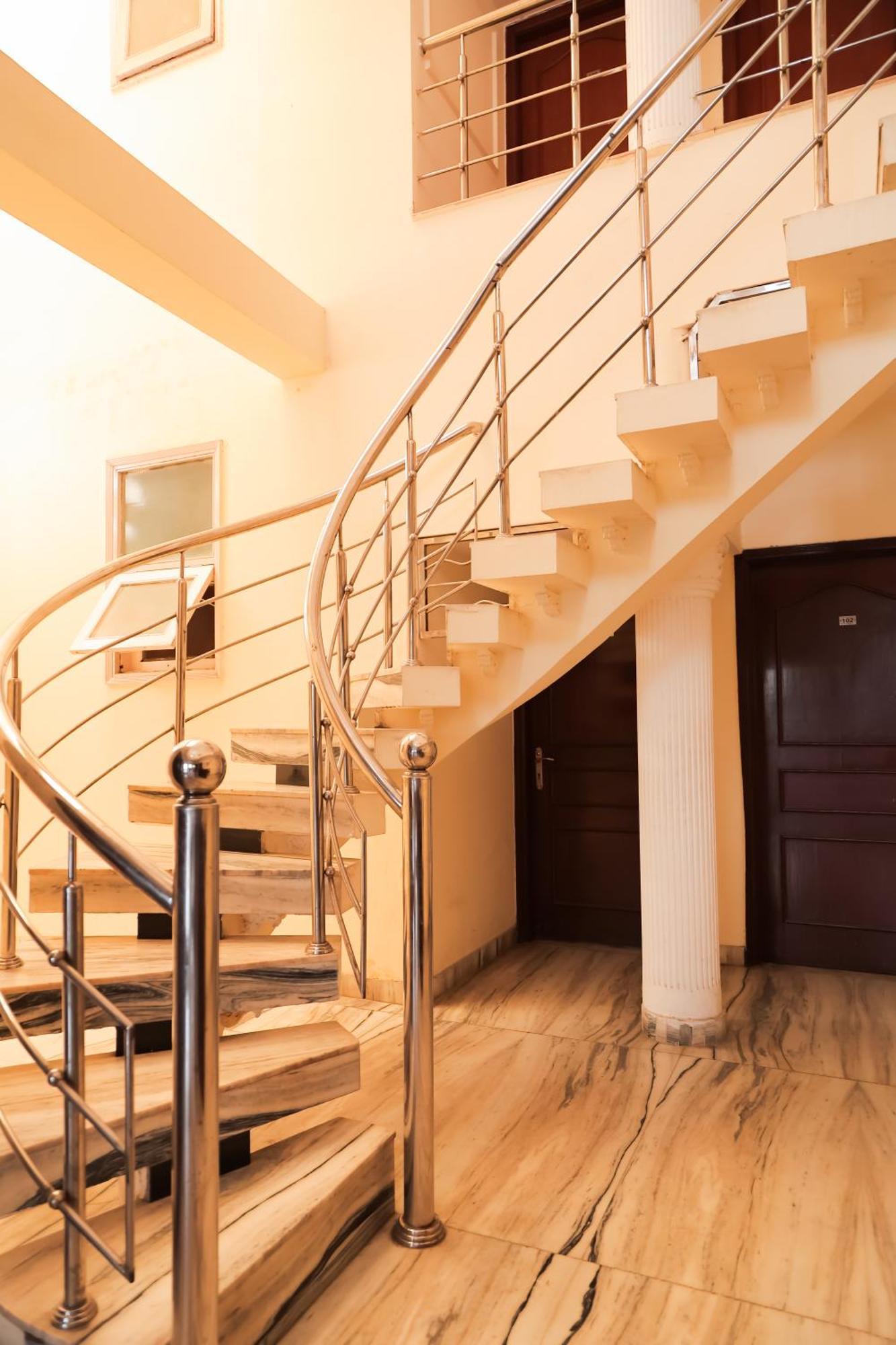 Hotel Green Villa - Near Anand Vihar Station 뉴델리 외부 사진