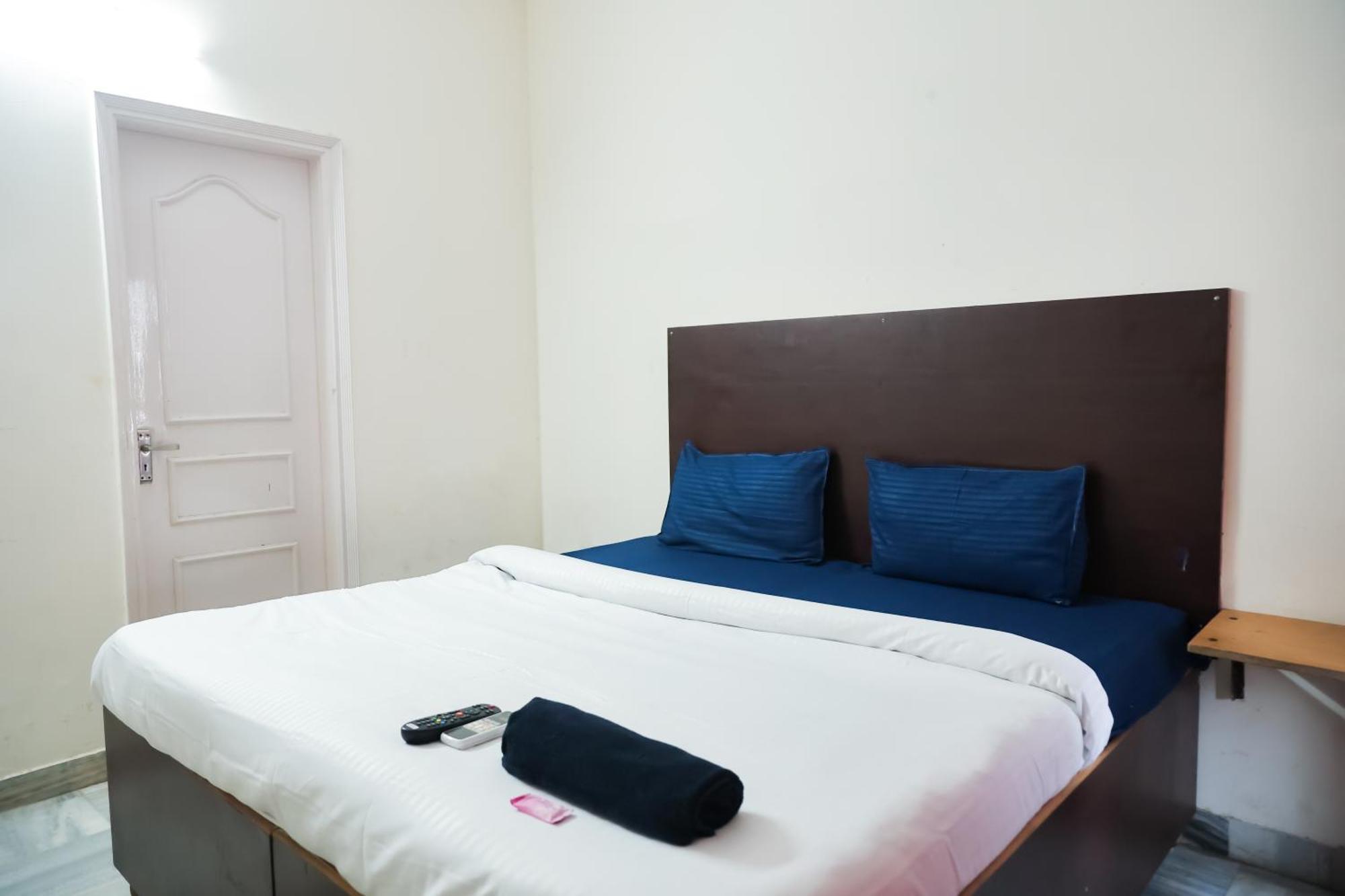 Hotel Green Villa - Near Anand Vihar Station 뉴델리 외부 사진